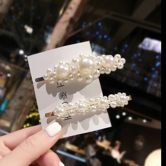 Set of 2 Large Foux Pearl Hair Clips Pins - Picture 2 of 3